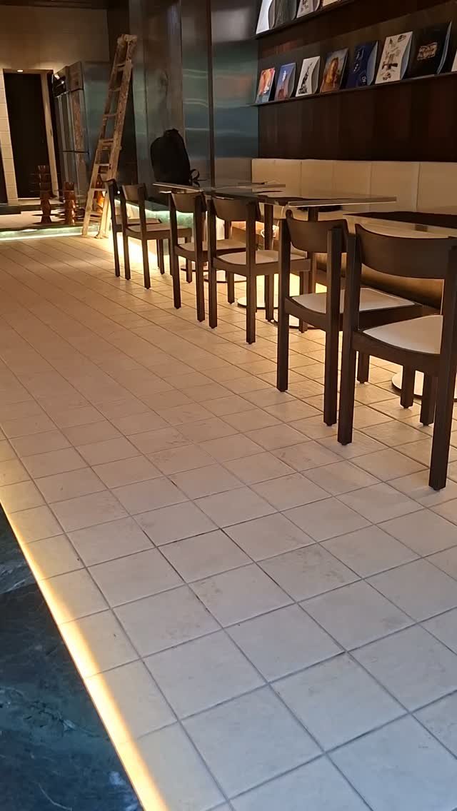 Café Seating & Lighting