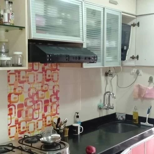 Kitchen With Tile Backsplash