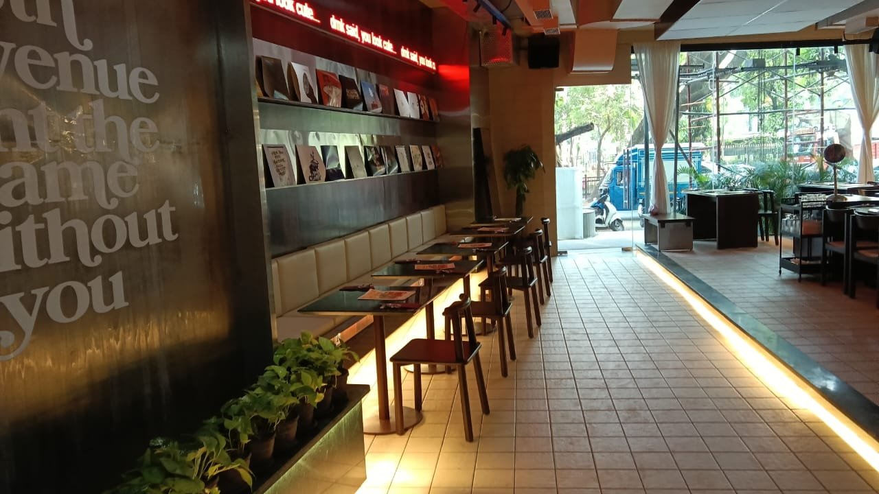Feature Lettering Wall
